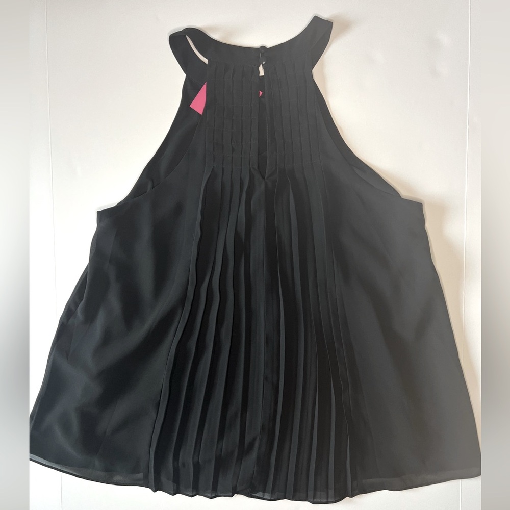 *NWT* Doe & Rae Pleated Halter Tank - Picture 2 of 8